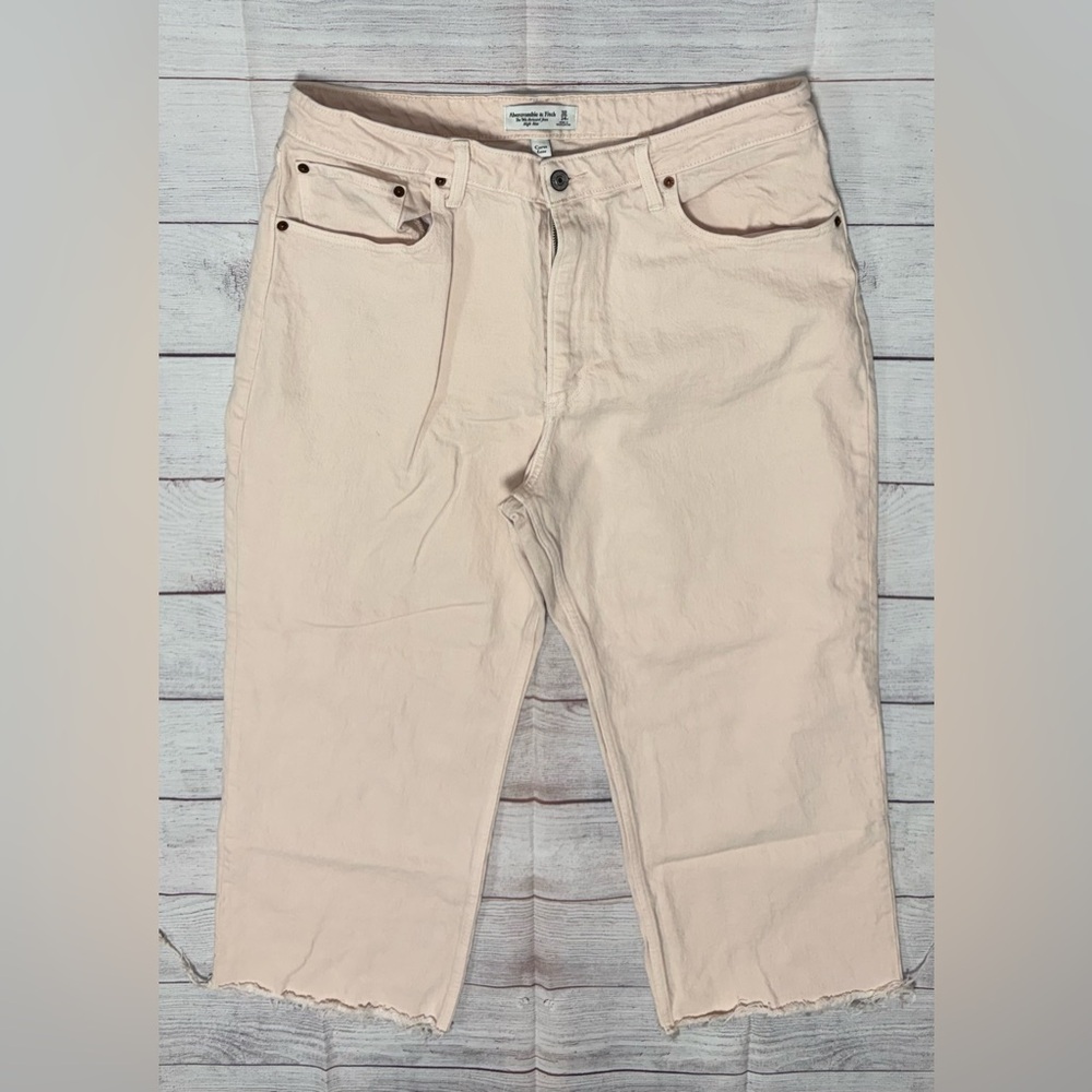 Blush Denim Cropped jeans